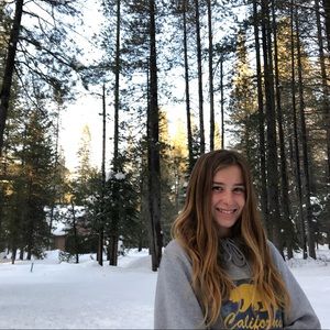 Meet your Posher, Deborah